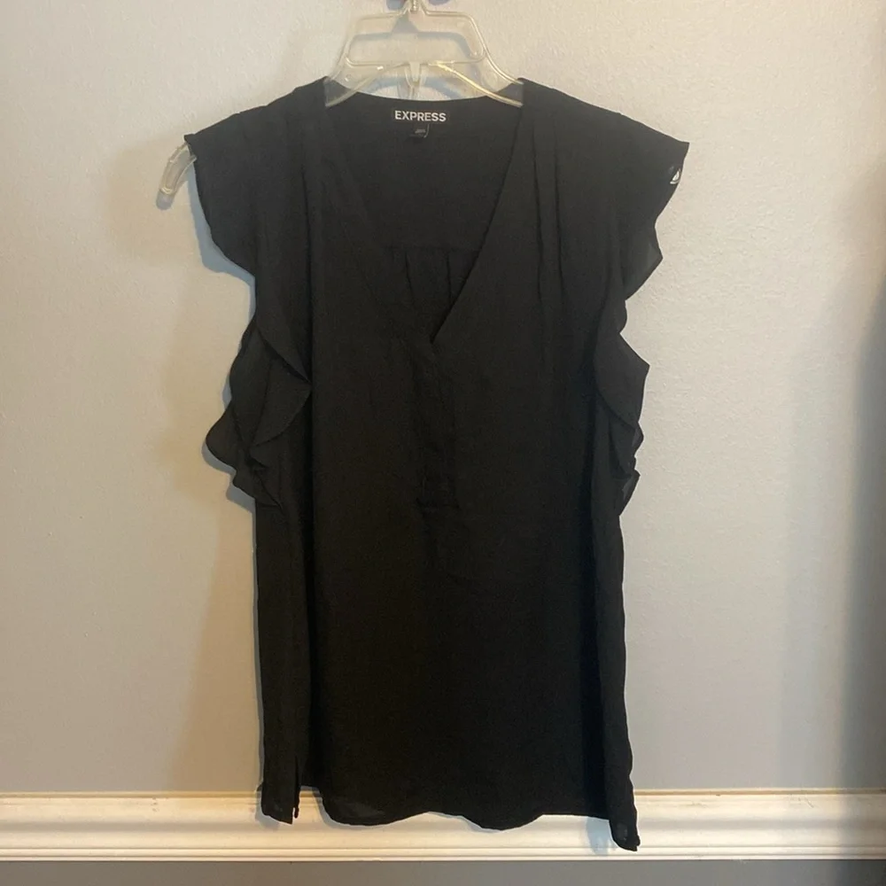 Express top - flutter sleeves - Picture 2 of 6
